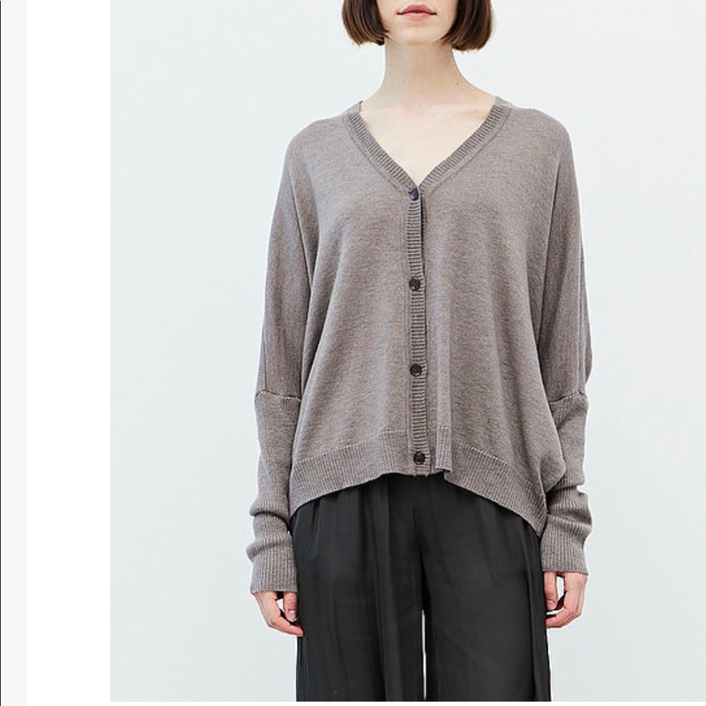 Soft and trendy cardigan (loose fitting). Brand new!!